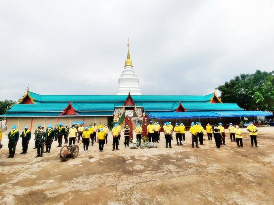 รองนายกเทศมนตรีพร้อมพนักงาน และเจ้าหน้าที่ฯ เทศบาลตำบลโนนหัน เข้าร่วมโครงการตามพระราชดำริ ร่วมปลูกต้นไม้ ณ วัดแจ้งสว่างนอก ต.โนนหัน